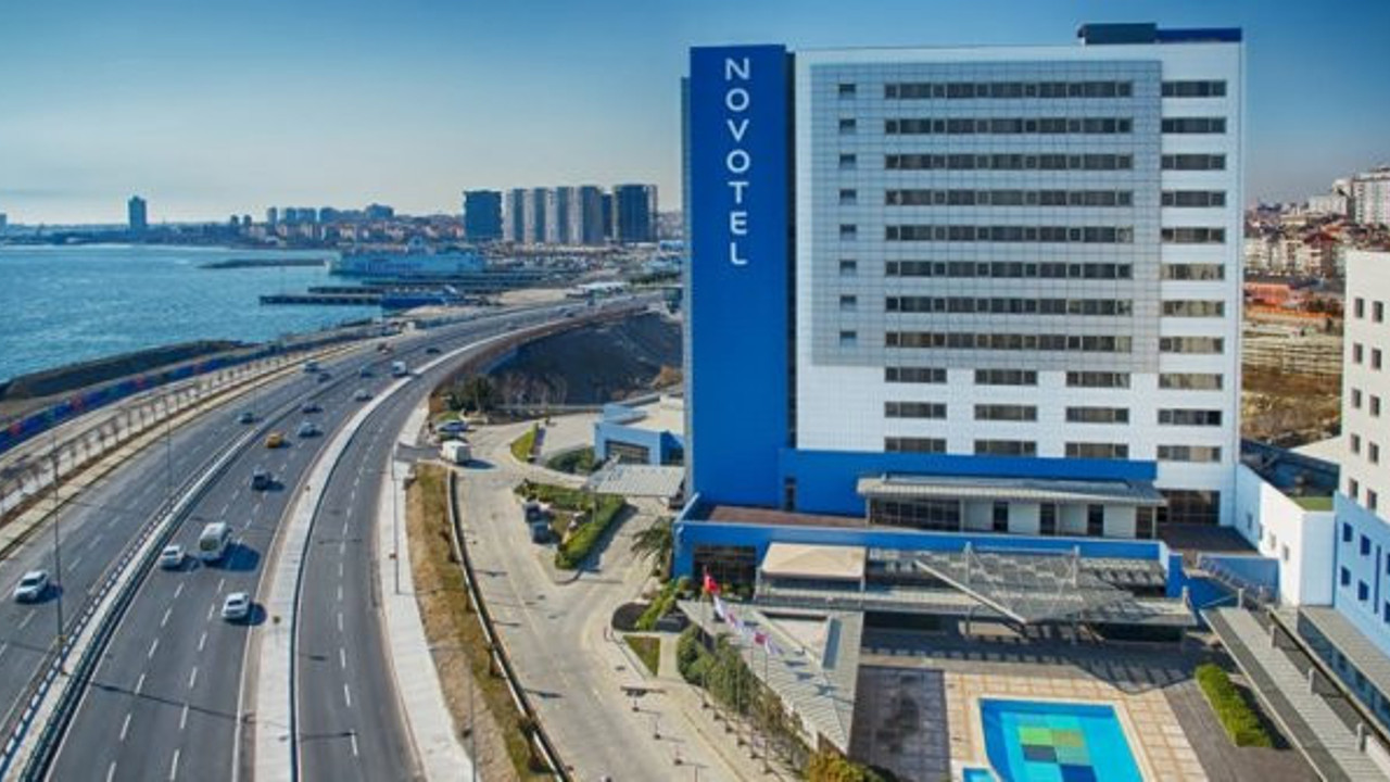 Skandal: Sağlık çalışanları zorla otelden çıkarıldı!