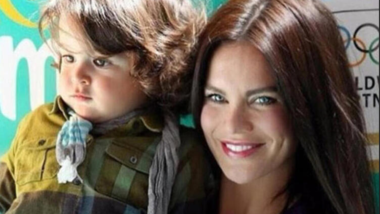 Ebru Şallı vefat eden oğlunun mezarına koştu: Kelimelerin kifayetsiz kaldığı an