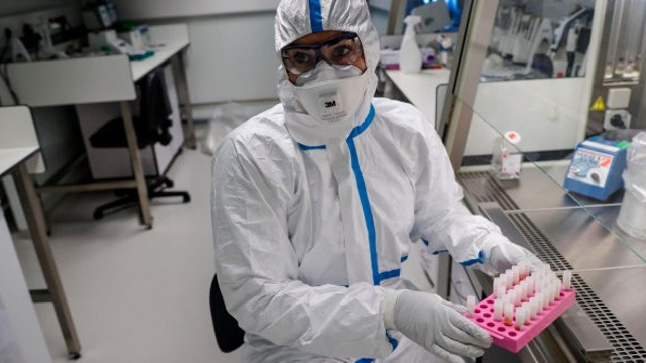 Korona virüs mutasyona uğrayarak 30 türe ayrıldı