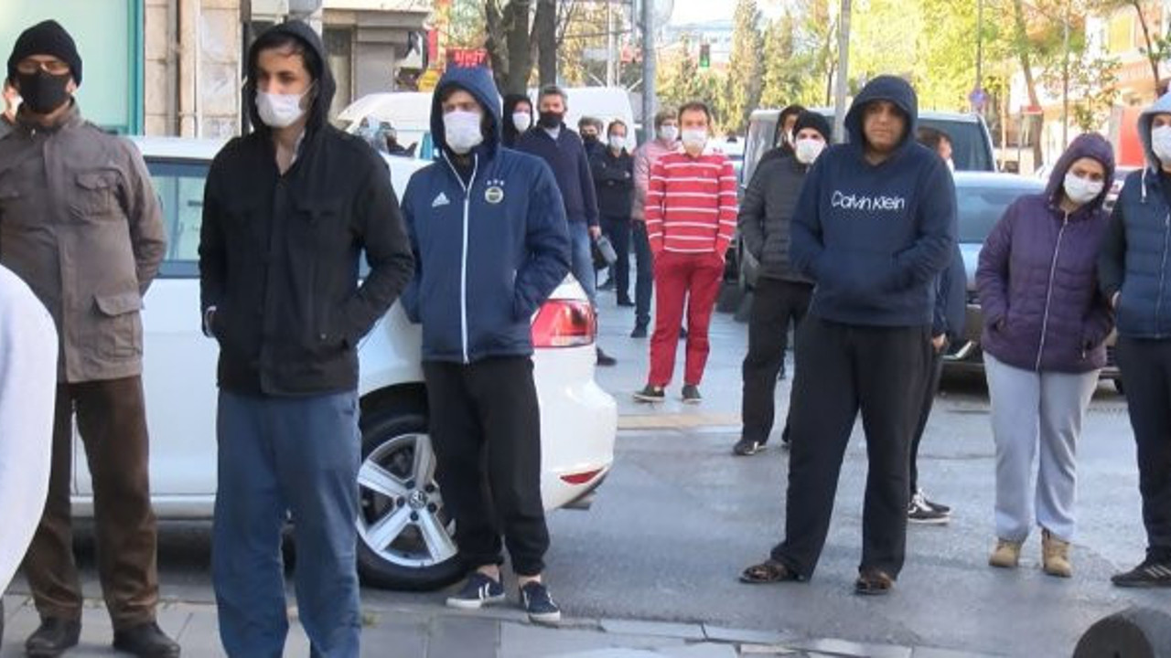 İstanbul'da pide kuyruğu