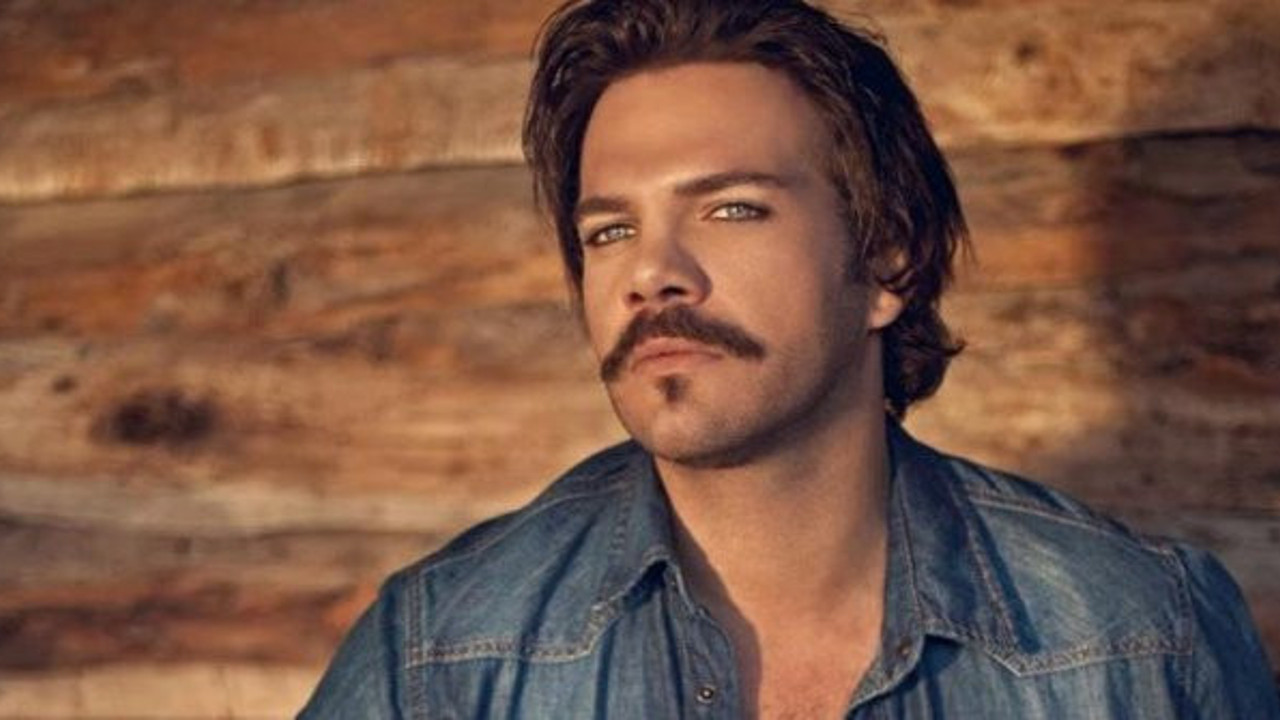 TIR şoförlüğü yapan eski oyuncu Tolga Karel: 12 insan cesedi taşıdım