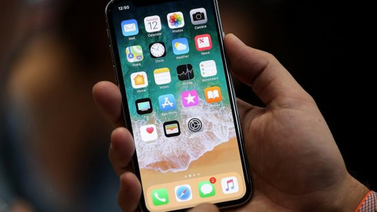 Yurt dışı menşeili telefonların kayıtsız kullanım süresi uzatılıyor