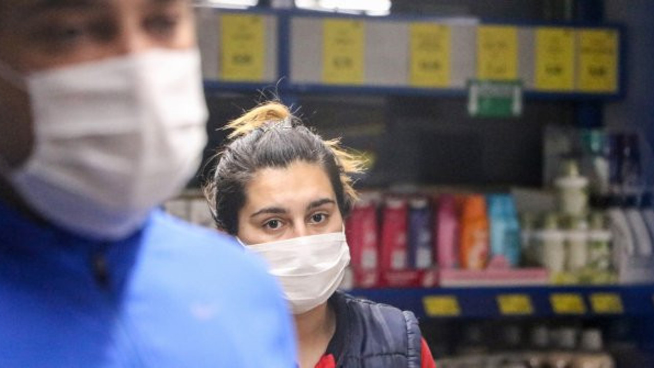 Antalya'da kasiyerin yüzüne kola döken kişi tutuklandı