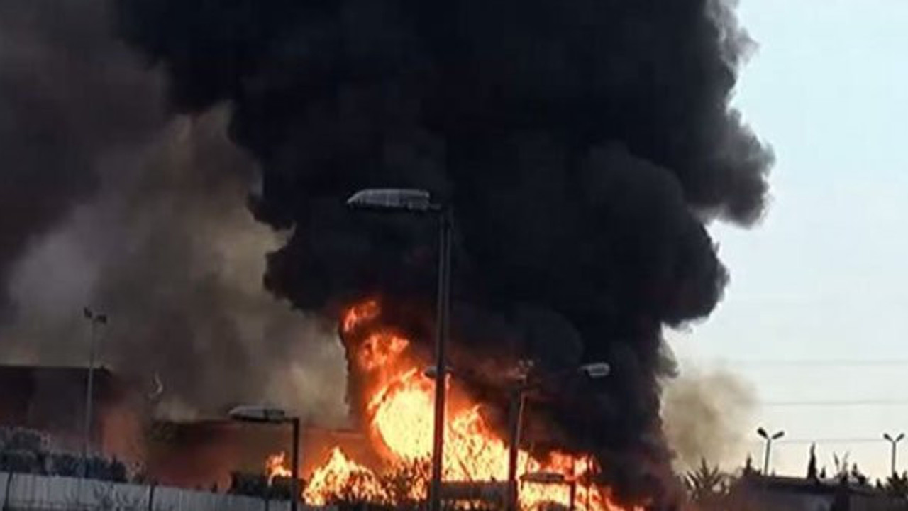 İSTOÇ geri dönüşüm tesisinde yangın