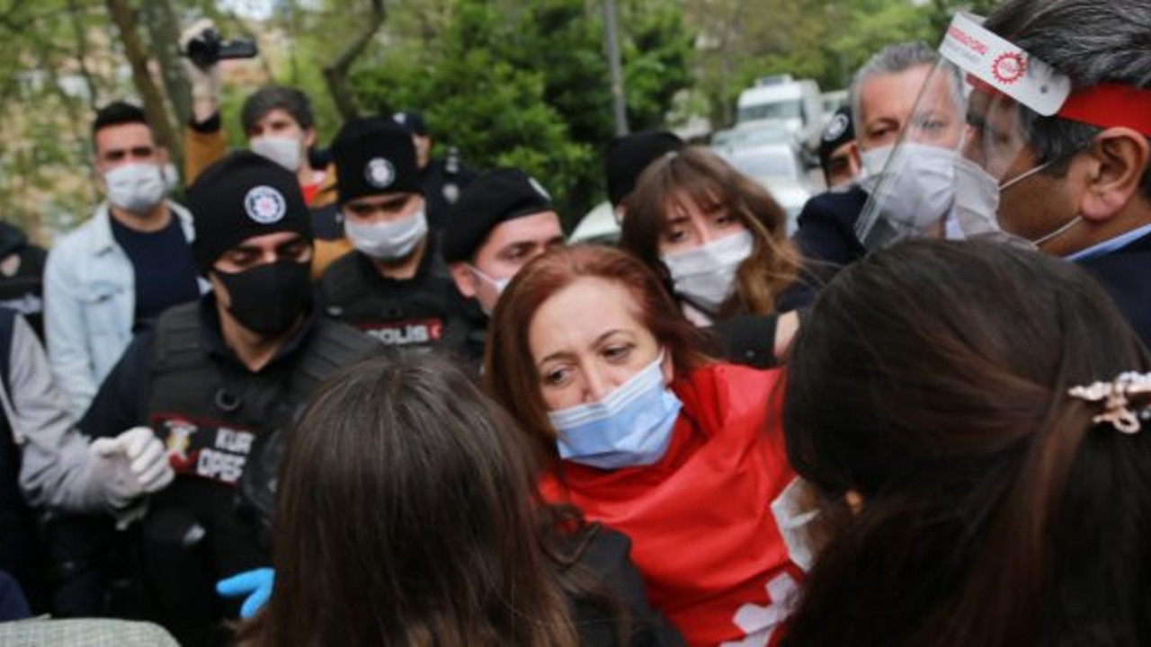 DİSK Genel Başkanı ve 25 işçiye gözaltı