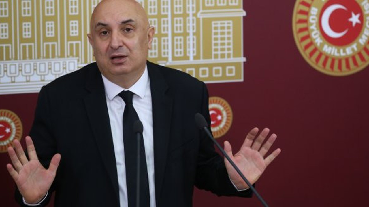 Engin Özkoç: Ahmet Hakan'ın CHP'ye akıl vermesinden bıktık