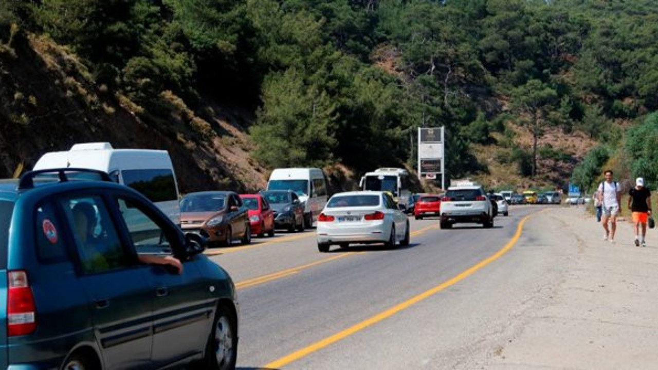 Ha uşağum ne edeyisun! Firus vardur da, nereye cideyisun