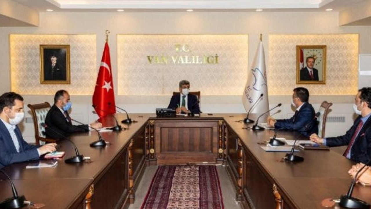 Vakalar artınca Vali kötü haberi verdi: 'Normalleşmeyi ötelemek zorunda kalacağız'