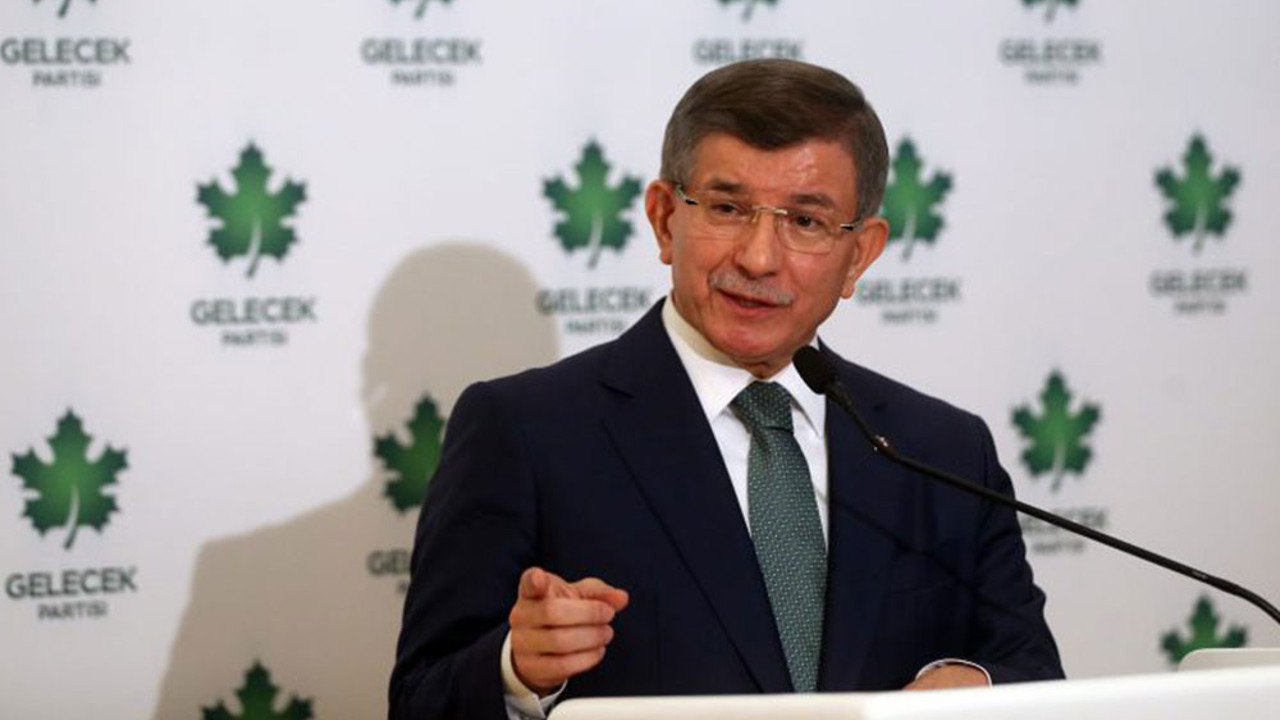 Ahmet Davutoğlu’dan AVM ve cami sorusu