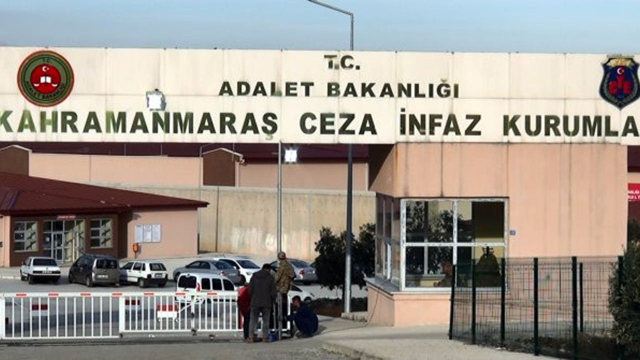 9 yaşındaki kızını işkence ede ede öldürmüştü, cezaevinde intihar etti