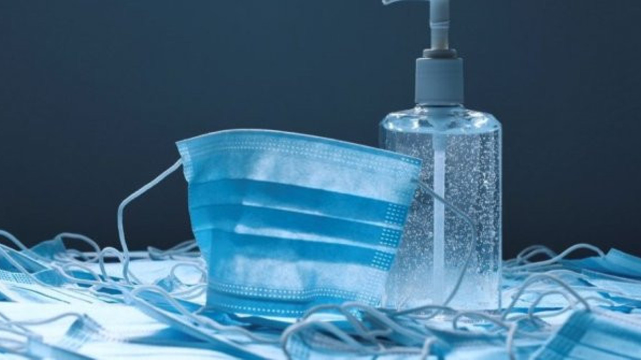 Bilim Kurulu üyesi Zeliha Koçak Tufan'dan dezenfektan kullanımıyla ilgili çok önemli uyarı