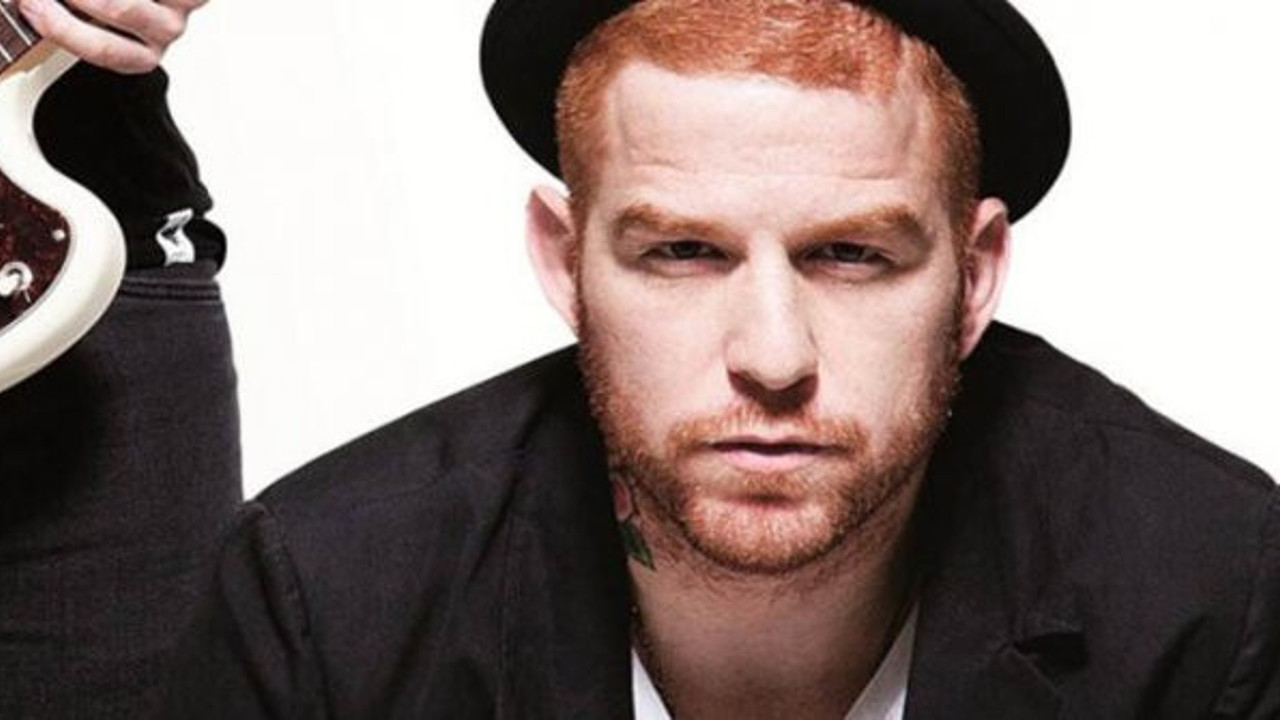 Athena Gökhan, Arda Turan'ı ti'ye aldı!