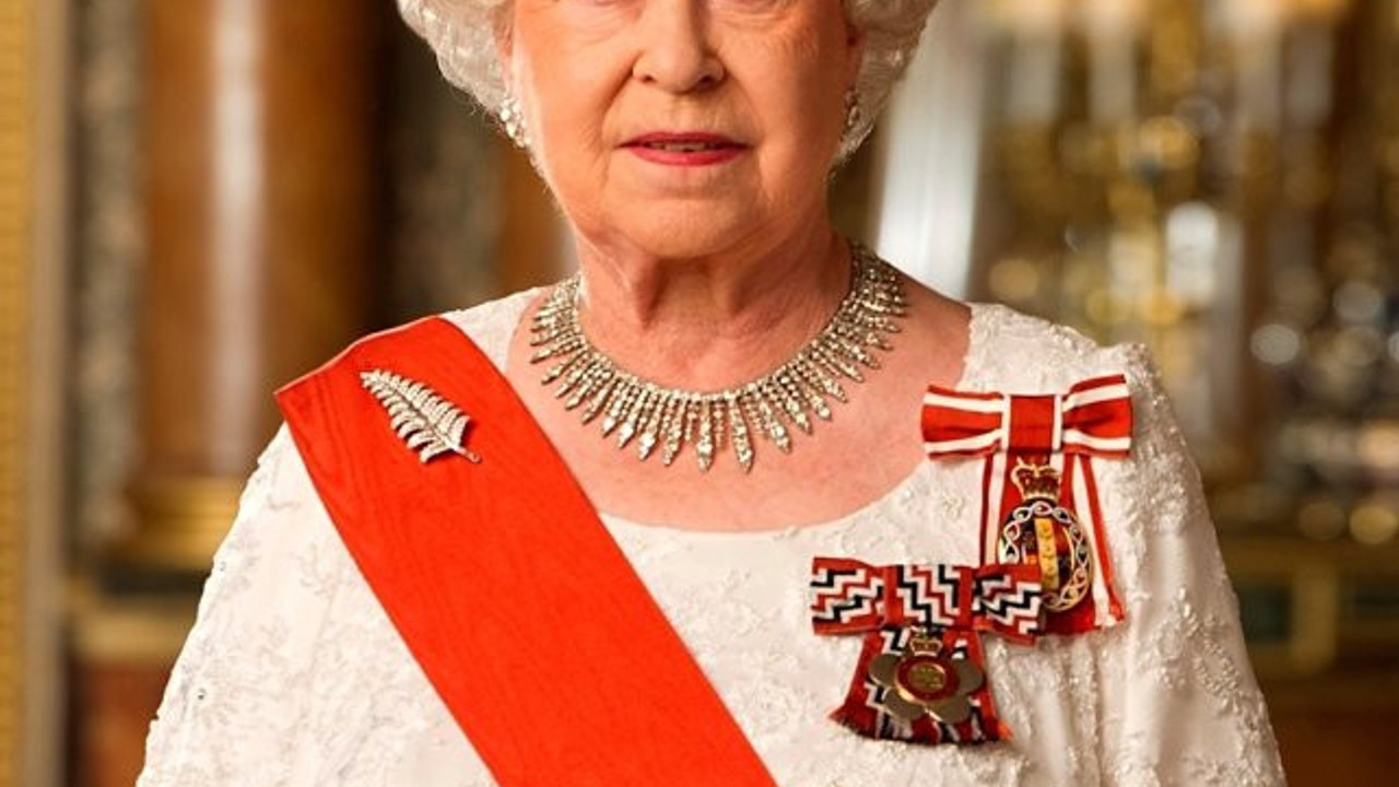 Mahkeme kararını verdi! Kraliçe zor durumda