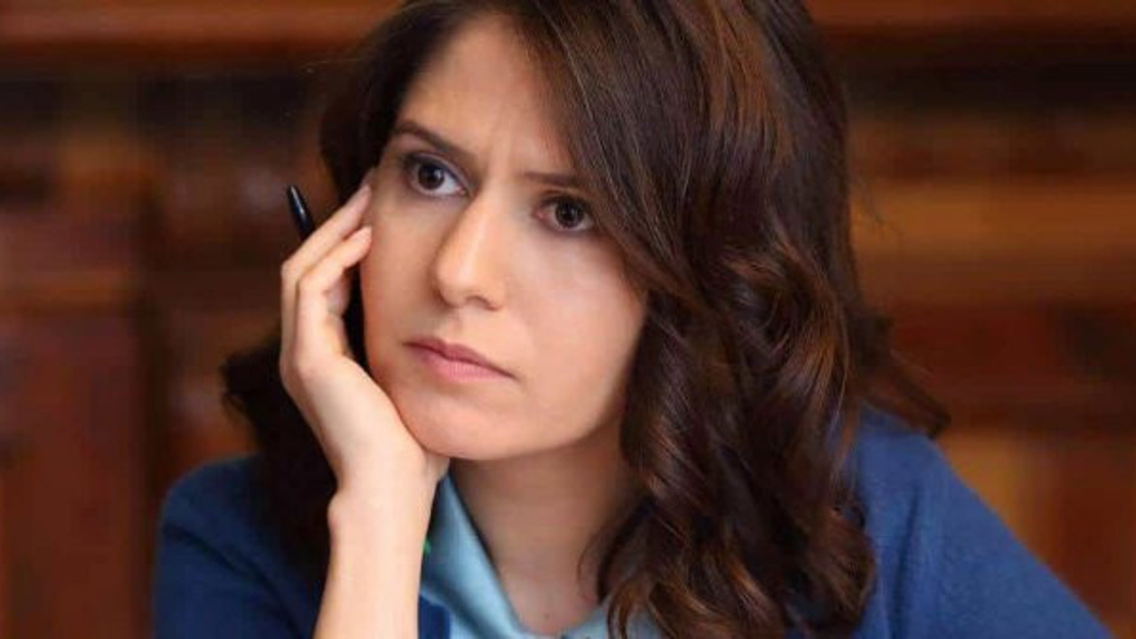 Mevzu Uğur Dündar olunca boyu yetmedi! Yazıyı yeniden yazdırdılar