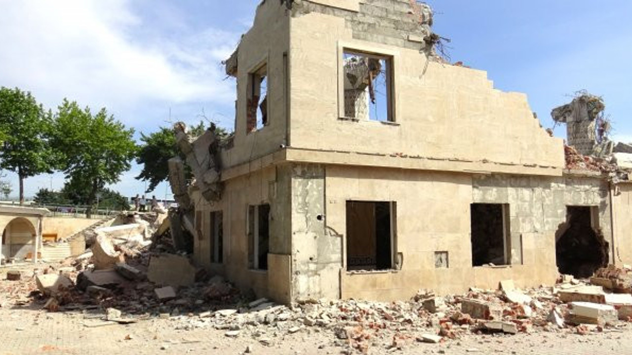 'Allah'tan korkmamak' bu olsa gerek: Allah'in evinde malzemeden çalmışlar