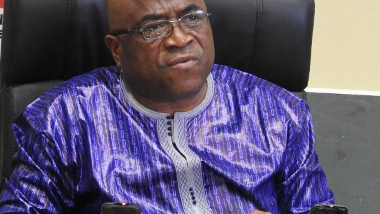 Gine'de Sağlık Bakanı Kovid-19'a yakalandı