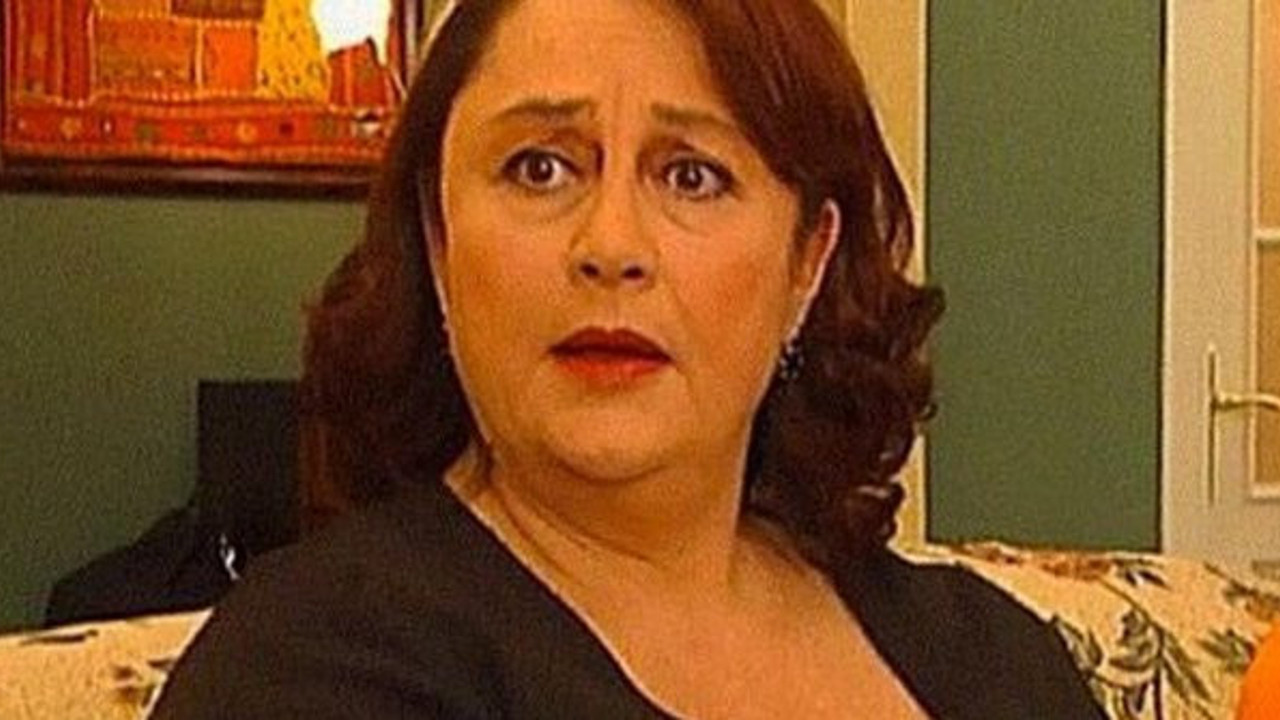 Ünlü oyuncu Ayşegül Atik hayatını kaybetti