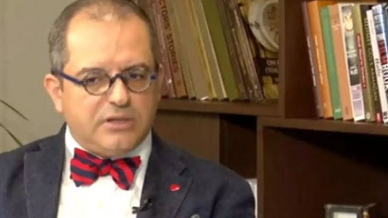 Prof. Dr Mehmet Çilingiroğlu'ndan olay Ayasofya çıkışı! Önce paylaştı, sonra sildi