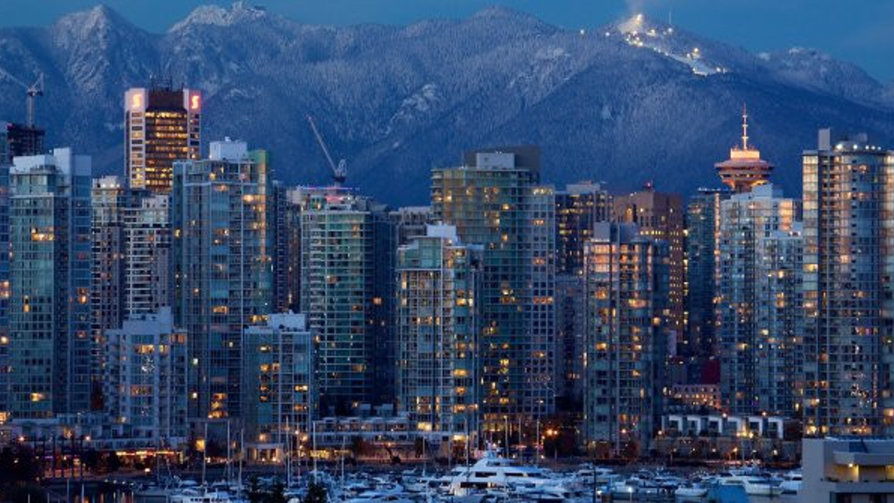 Koca ülke çare arıyor: Koronadan fazla can aldı