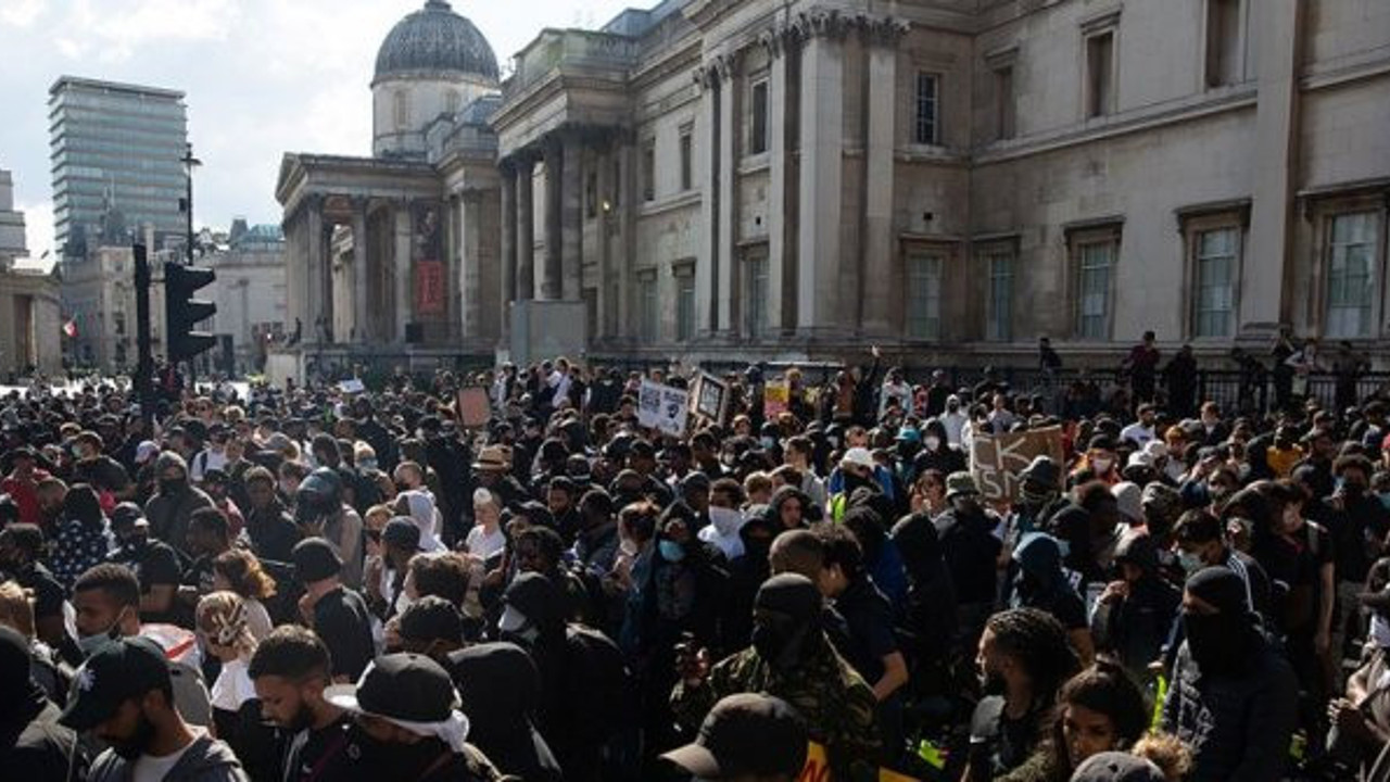Londra'da çatışma