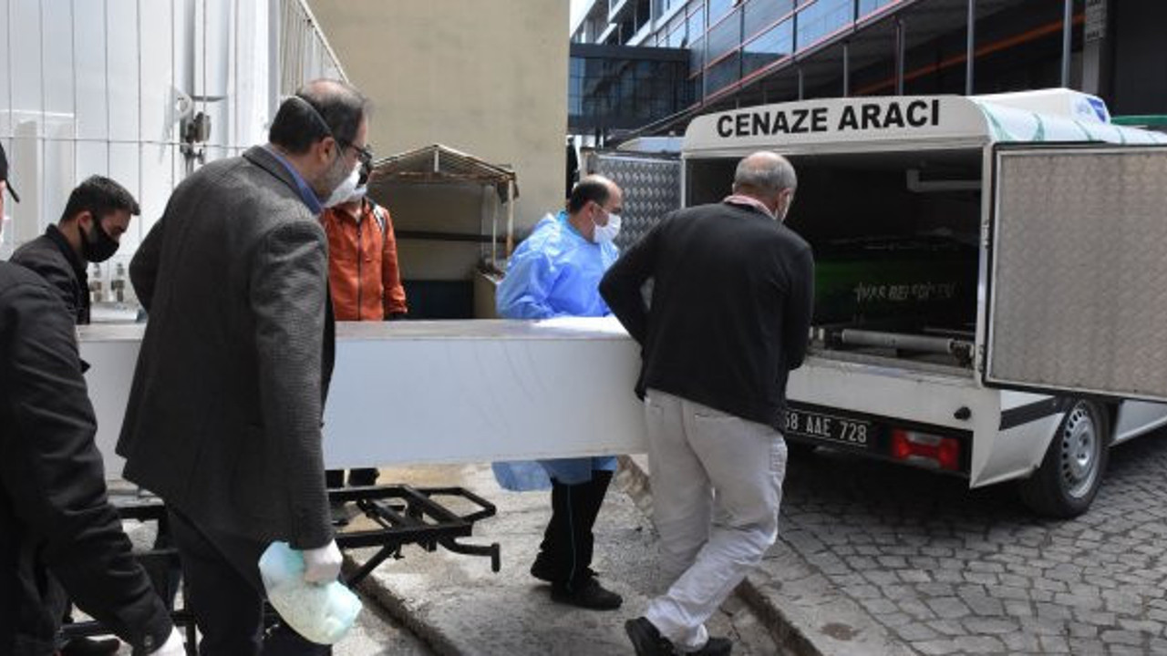 Sivas'ta 80'lik nineyi kene öldürdü