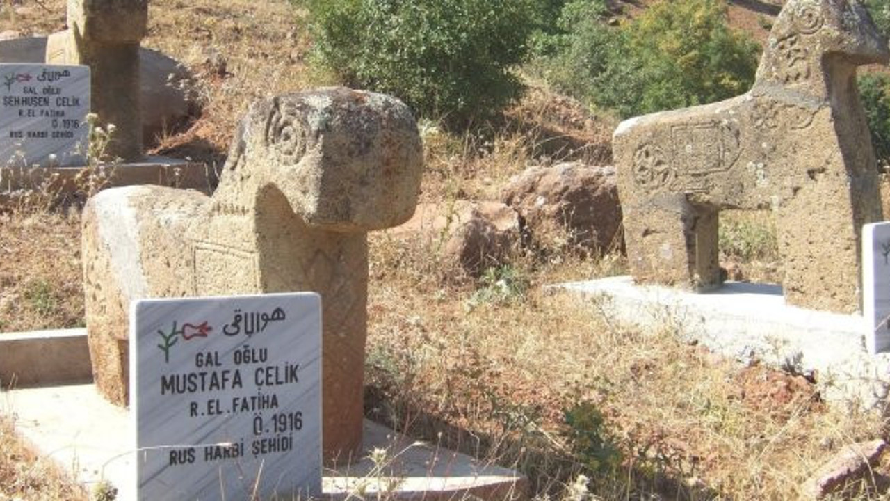 Koyunbaşı mezar taşları yağmalandı