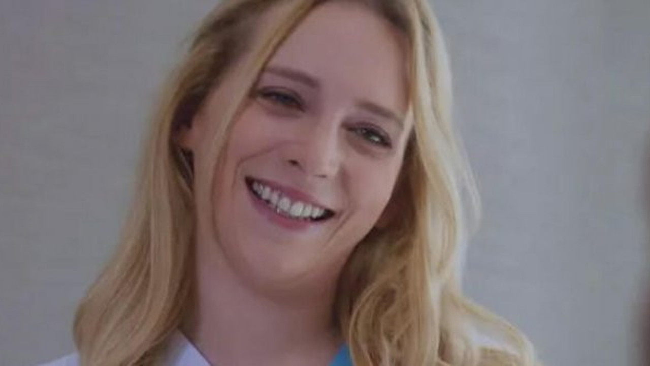 Tatsız tatil! Mucize Doktor’un, Açelya’sı arkadaşına tokat attı