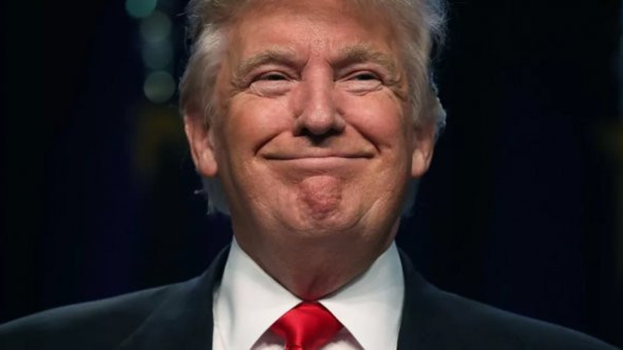 Trump vizeleri askıya aldı