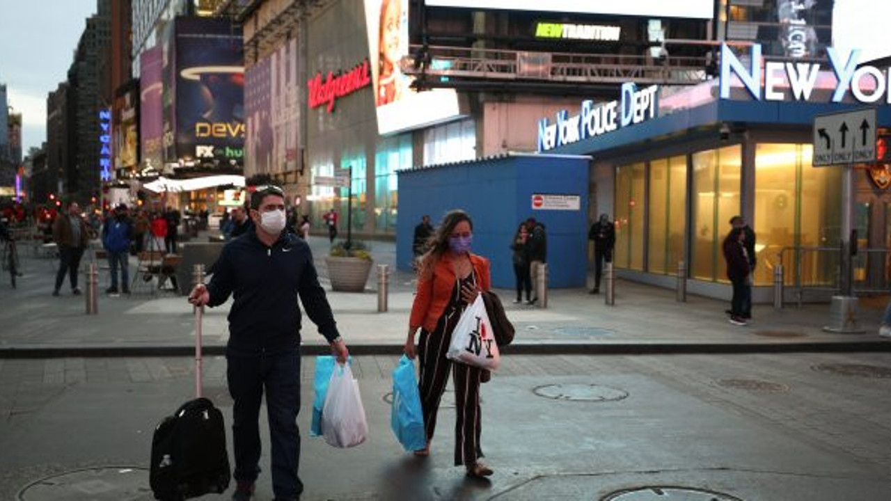 Yetkili isim itiraf etti: 20 milyondan fazla kişiye bulaşmış olabilir