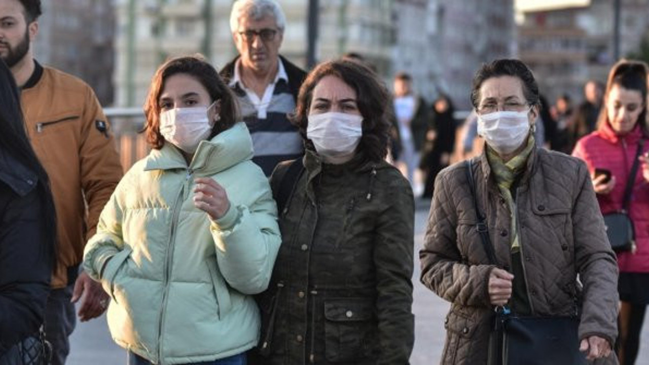 Flaş gelişme: Koronada risk grupları güncellendi: Bu hastalıkları olan vatandaşlara uyarı yapıldı