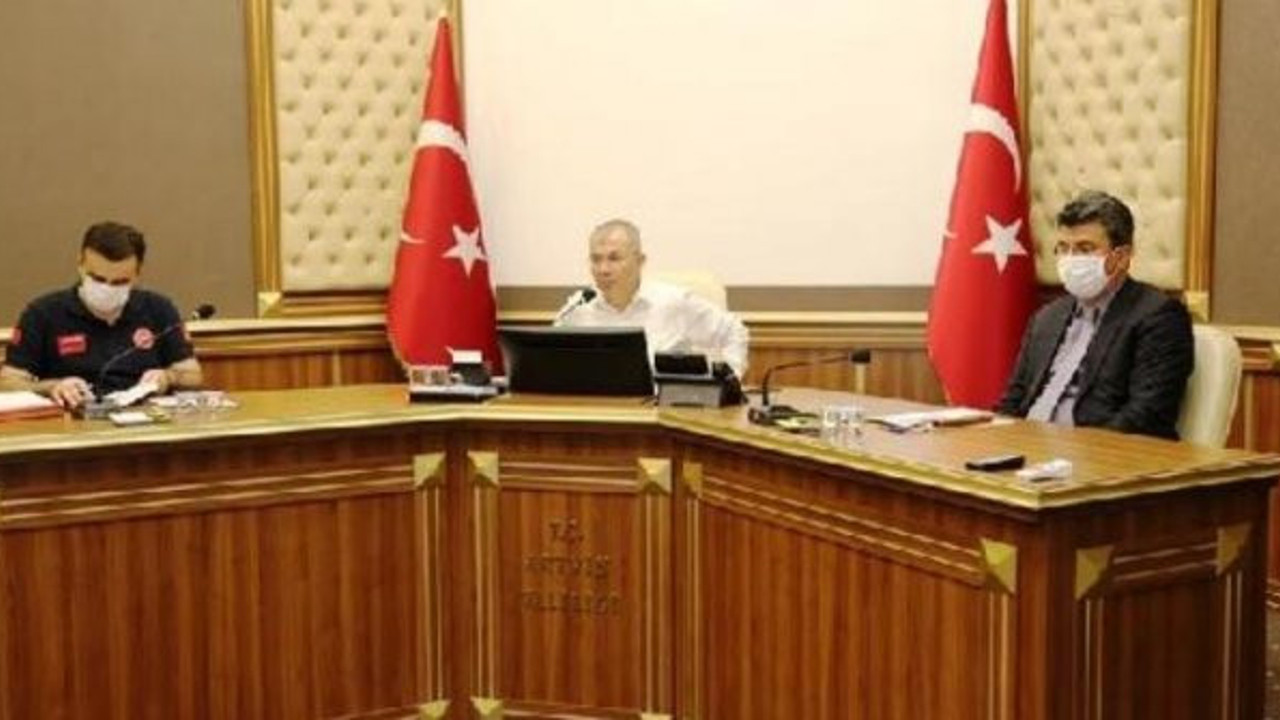 Vali alarm verdi: Bursa'dan geldi döner partisi verdi: Şehrin yarısına virüs bulaştırdı