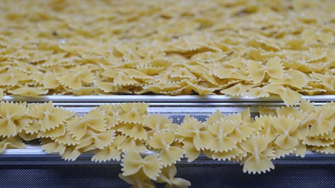 Türkiye’yi makarnaya boğdular, şimdi hedef Avrupa, Koronada en çok tüketilen gıdaydı