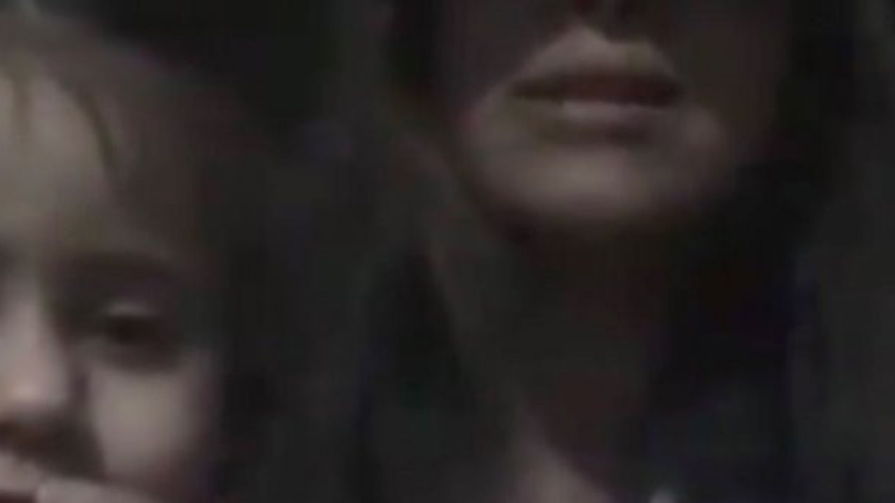 Canlı yayında küçük kıza zorla sigara içirmeye çalışmıştı, gözaltına alındı