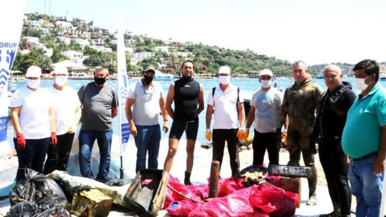 Denize en çok mavi yakışır temizliği