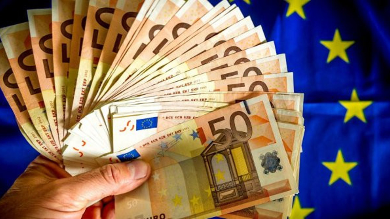 Ekonomi kulislerinden flaş iddia: Dolarda atak beklerken, Euro yükselişe geçiyor