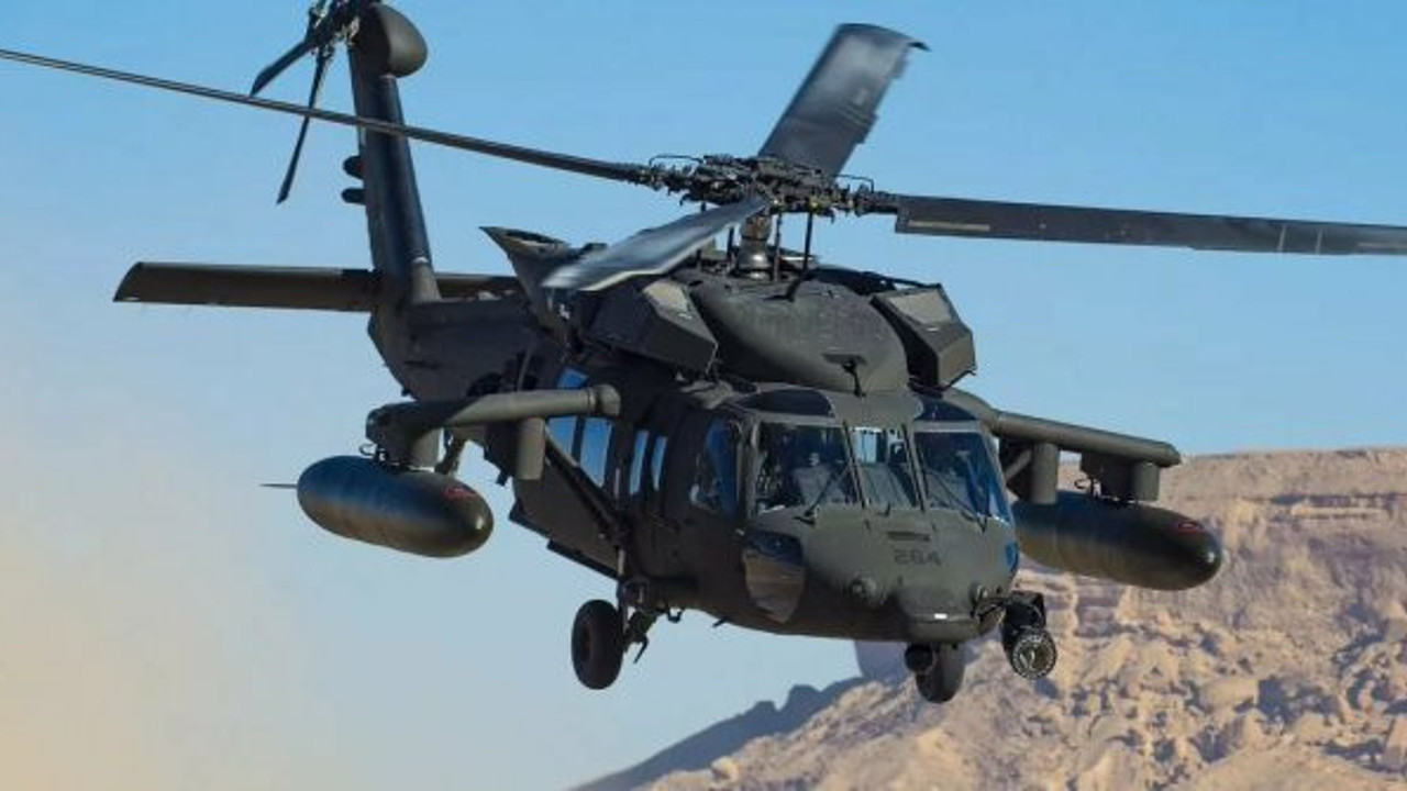 Asker taşıyan helikopter kayboldu