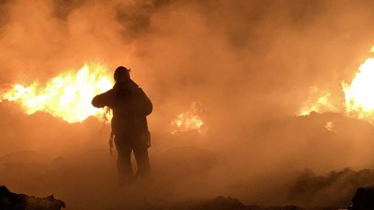 Gecenin karanlığını alevler aydınlattı (22 Temmuz 2020)