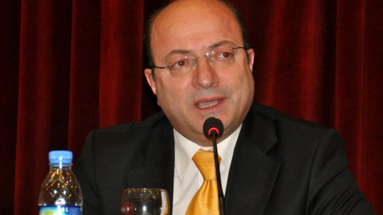 İlhan Cihaner adaylığını açıkladı: CHP genel başkanı dünyayı değiştirebilir!