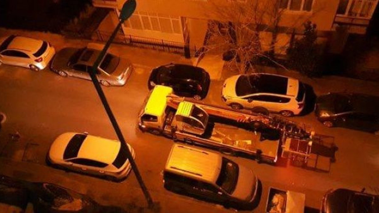 Eski eşine çiçek götürdü, hakkında soruşturma açıldı