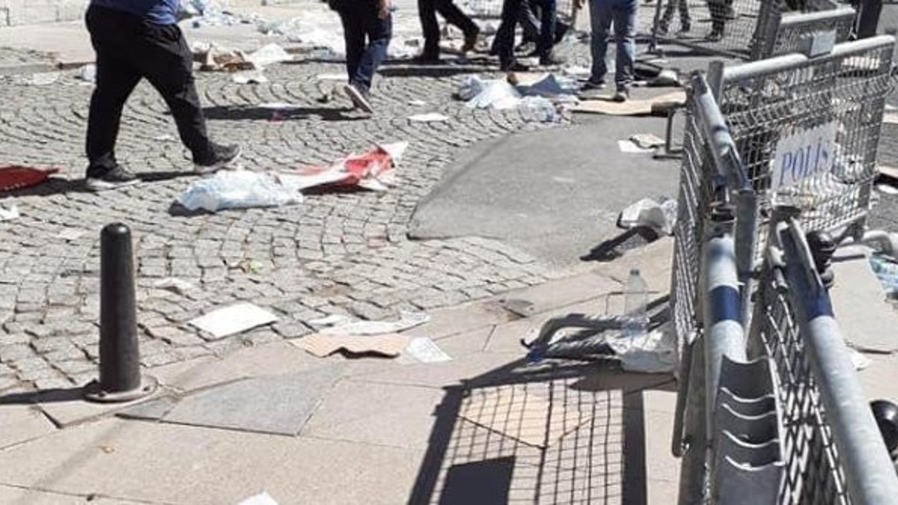 Ayasofya'yı çöp dağlarıyla bıraktılar!