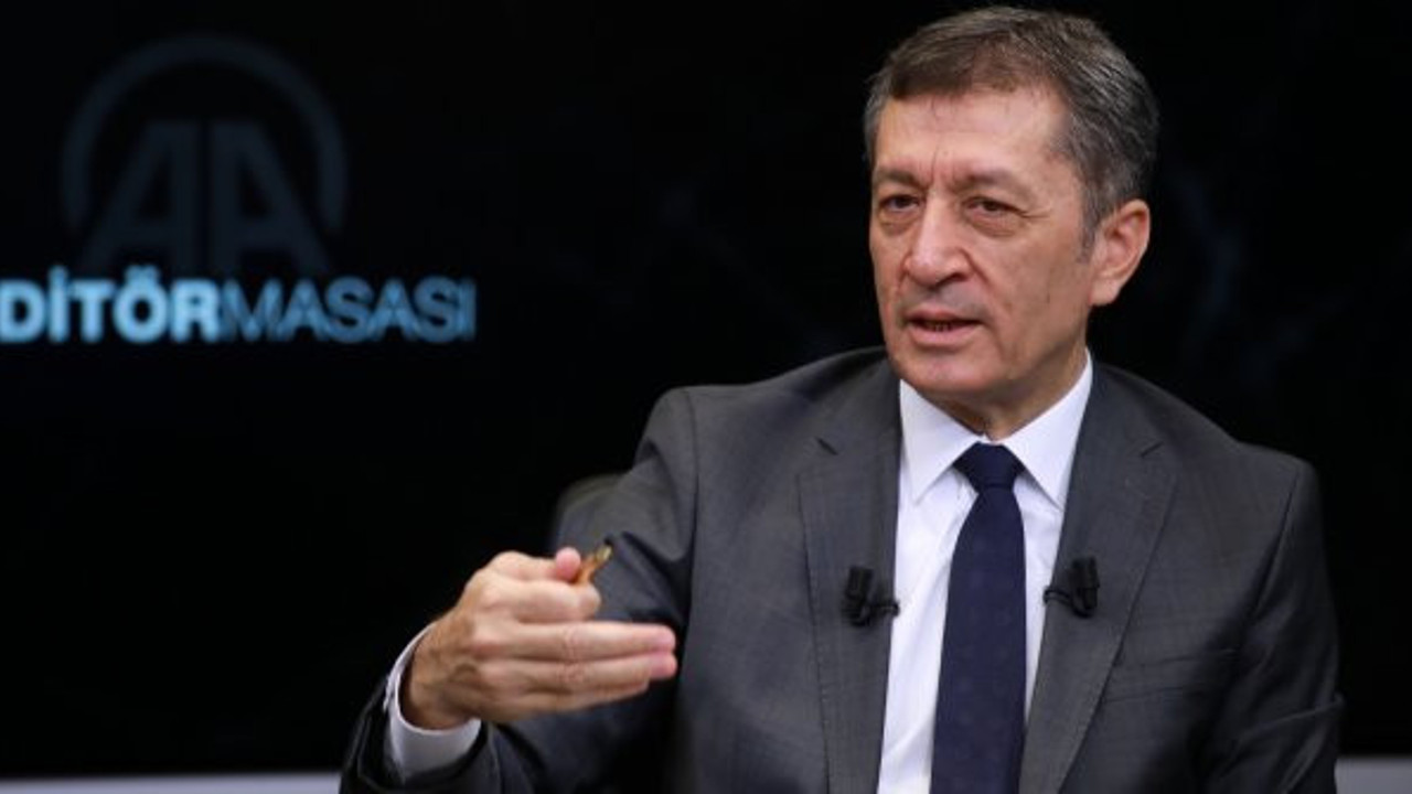 Milyonlarca öğrenci ve veli merak ediyordu! Bakan Selçuk resmen duyurdu