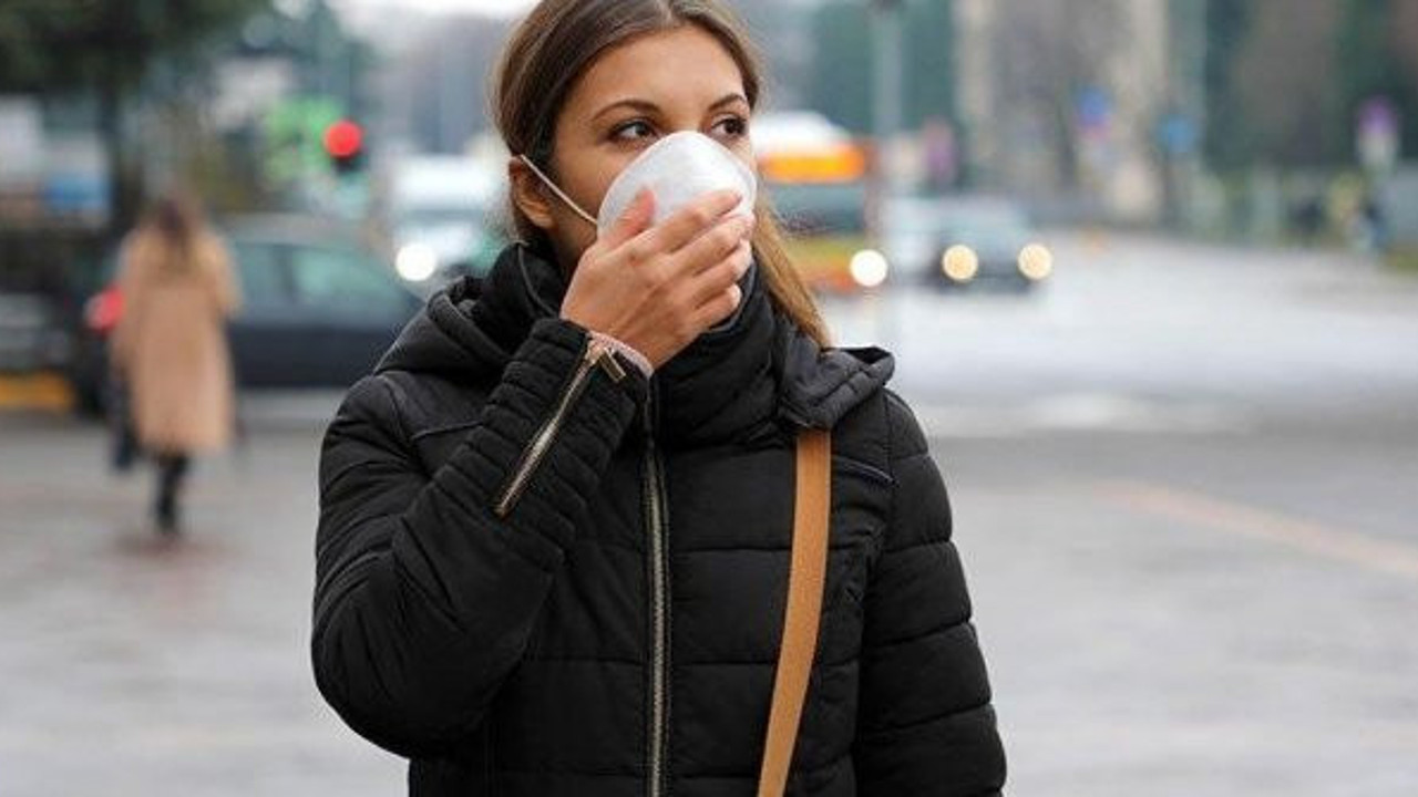 İkinci dalga endişesiyle sokakta sigara içmek yasaklandı