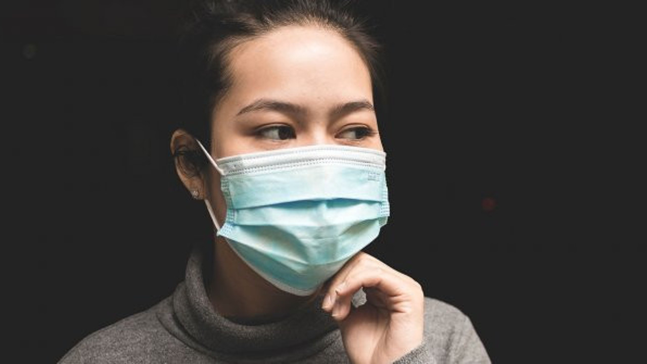 Tüm dünyanın merak ettiği sorunun cevabını Rus Virolog verdi: Ne zamana kadar maskeliyiz