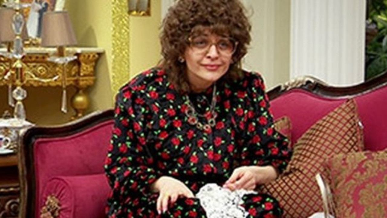 “Binbir surat” Gonca hastaneye kaldırıldı! Zehirlendi