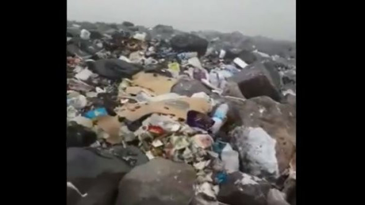 Tahsil cehaleti alır, Eşeklik bakî kalır: Ağrı Dağı'nın zirvesinde çöp dağları bıraktılar!