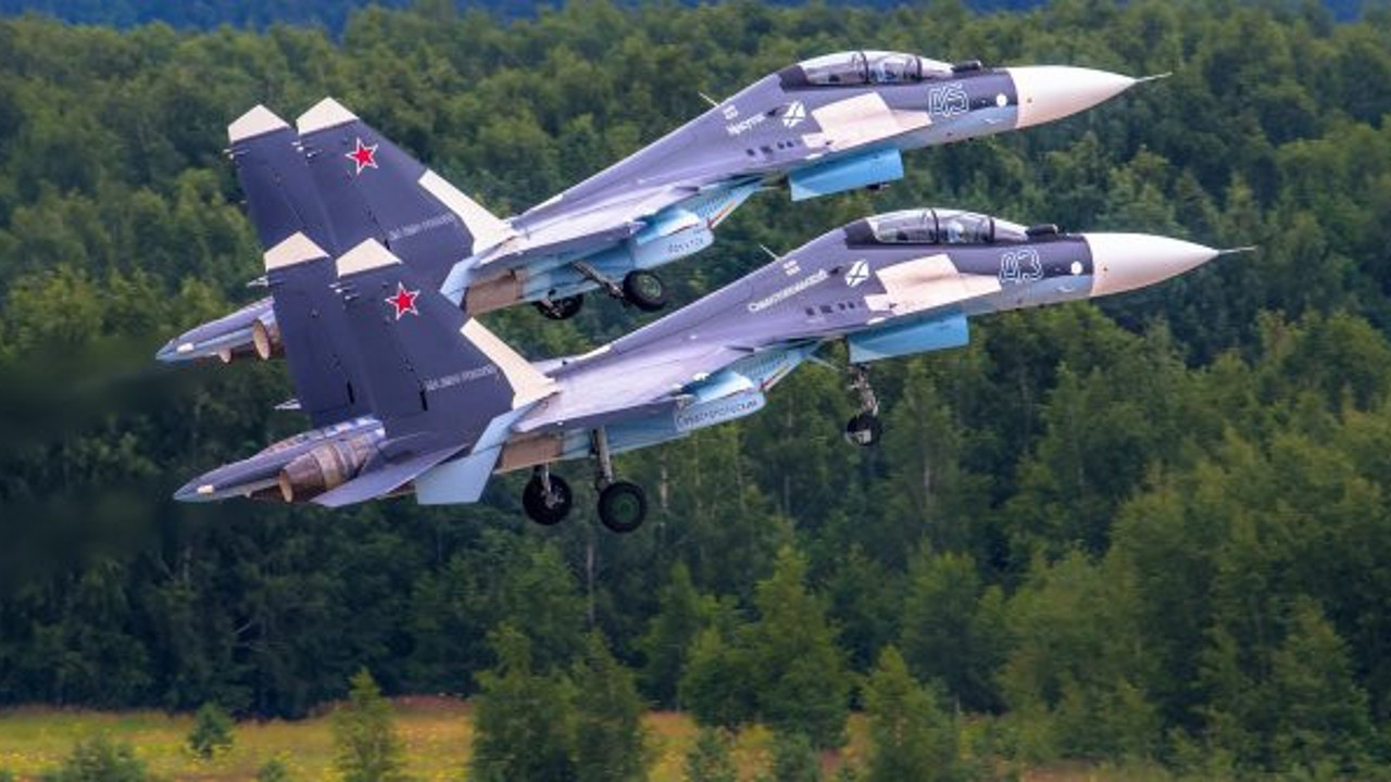 Karadeniz'de sıcak dakikalar Rus jetinden ABD istihbarat uçağına önleme