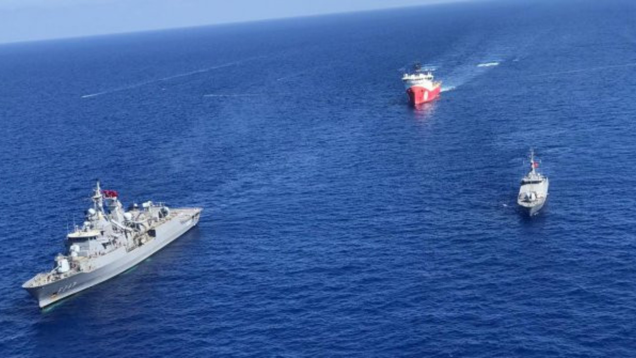 Milli Savunma Bakanlığı’ndan son dakika paylaşımı: Kemal Reis Kıbrıs açıklarında görev başında