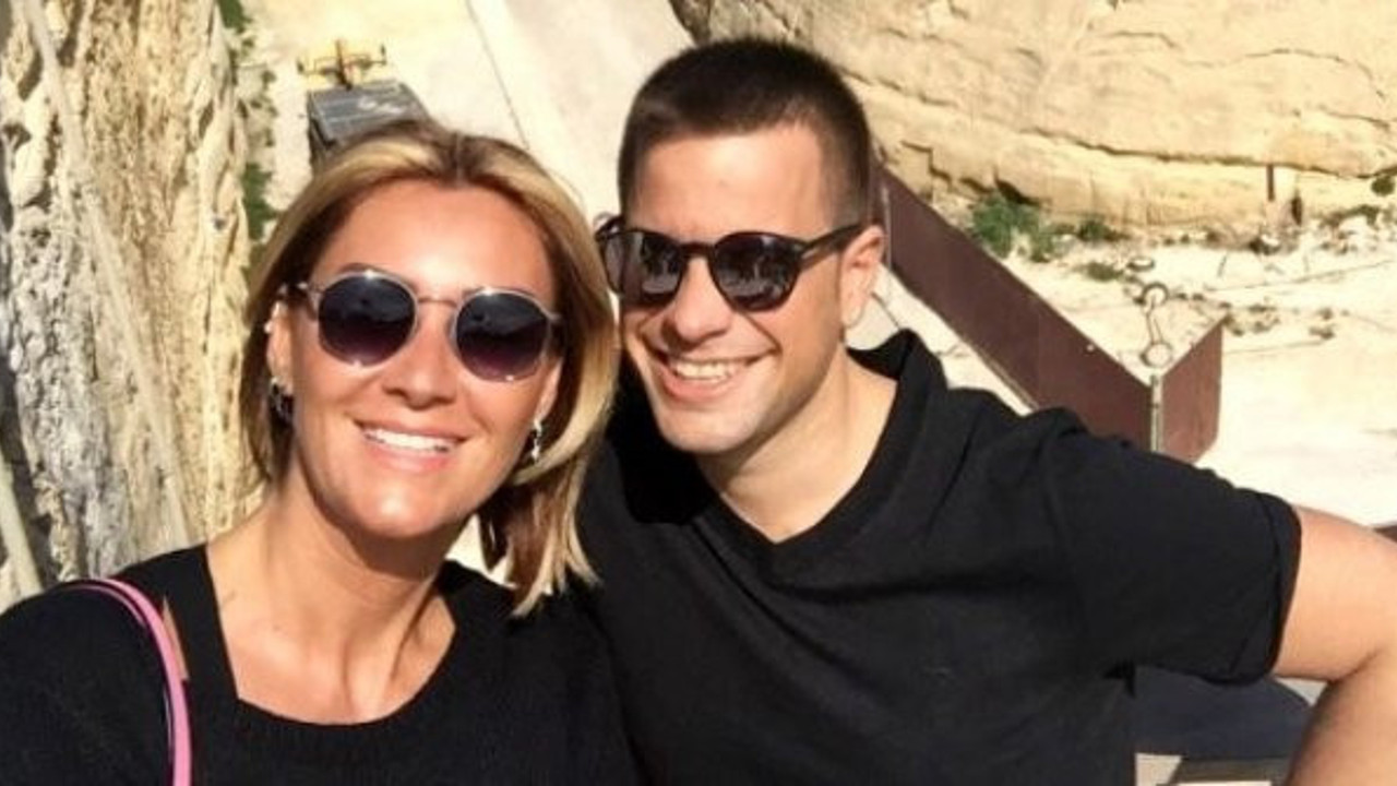 Hiç kimsi bu cevabı beklemiyordu! Pınar Altuğ evliliğine yorum yapan takipçisine sert çıktı