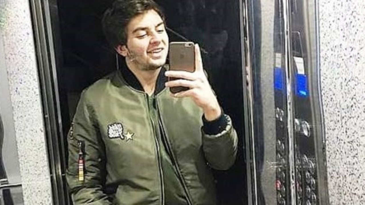 Ayvalık'ta feci kaza: Genç sürücü hayatını kaybetti