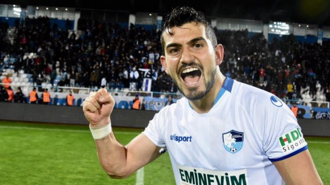 Büyükşehir Belediye Erzurumspor, Emrah Başsan ile sözleşme yeniledi